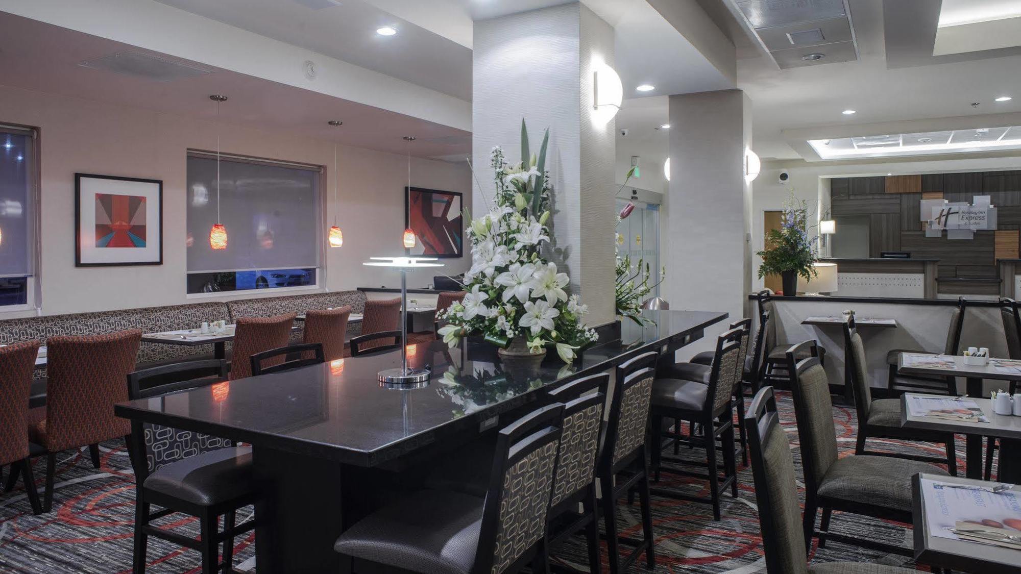 Holiday Inn Express & Suites Chihuahua Juventud By Ihg Exteriér fotografie