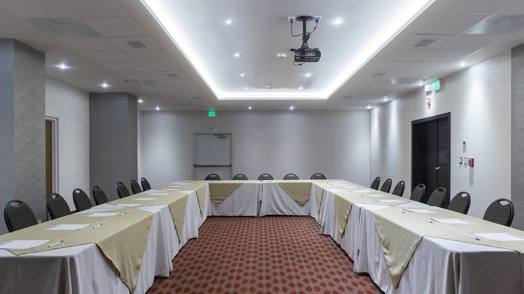 Holiday Inn Express & Suites Chihuahua Juventud By Ihg Exteriér fotografie