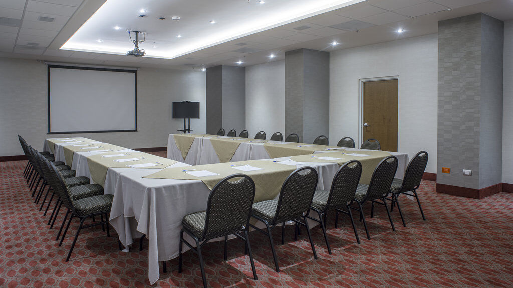 Holiday Inn Express & Suites Chihuahua Juventud By Ihg Exteriér fotografie